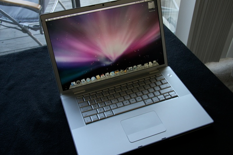 Illustration for article titled New Macbook Pro Review (Verdict: Penryn + LEDs = Efficiency)